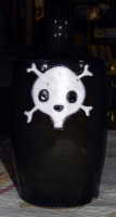 https://www.turnerandscratch.com/files/gimgs/th-8_8_skull-bottle-16.jpg