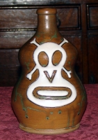 https://www.turnerandscratch.com/files/gimgs/th-8_8_skull-bottle-4-2.jpg